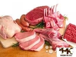 Деревенские продукты. Мясо,  свежие овощи,  соления